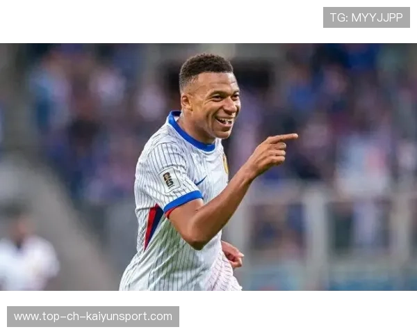 姆巴佩遭遇澳大利亚铁血防守,小组赛强度升级 姆巴佩遭遇澳大利亚铁血防守,小组赛强度升级