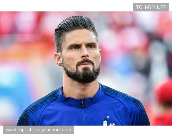 切尔西角球后点补射，若日尼奥凌空得分